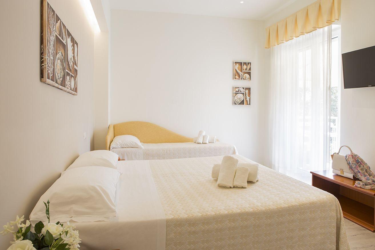 Hotel Pacific Каттоліка Екстер'єр фото