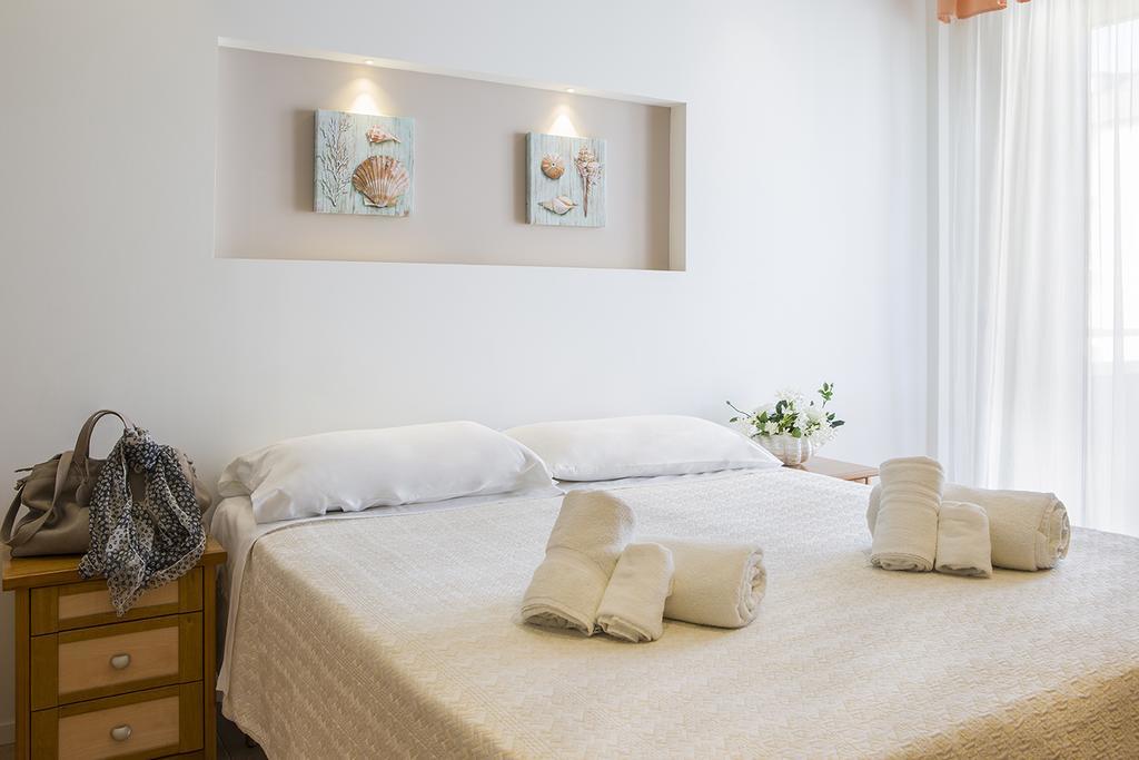 Hotel Pacific Каттоліка Екстер'єр фото