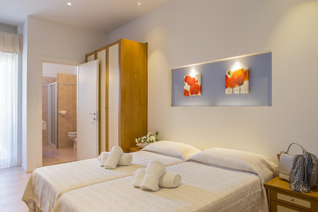 Hotel Pacific Каттоліка Екстер'єр фото