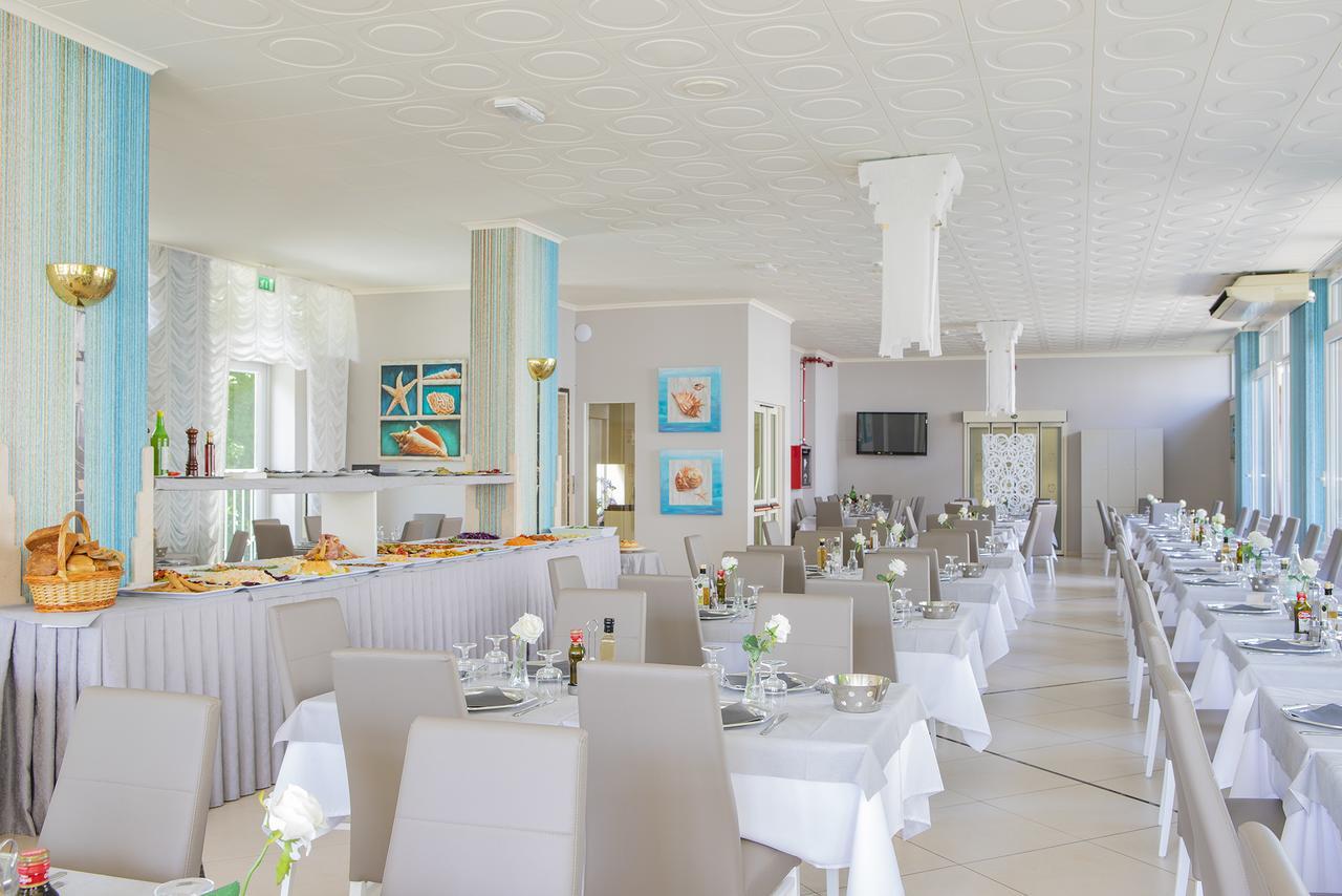 Hotel Pacific Каттоліка Екстер'єр фото