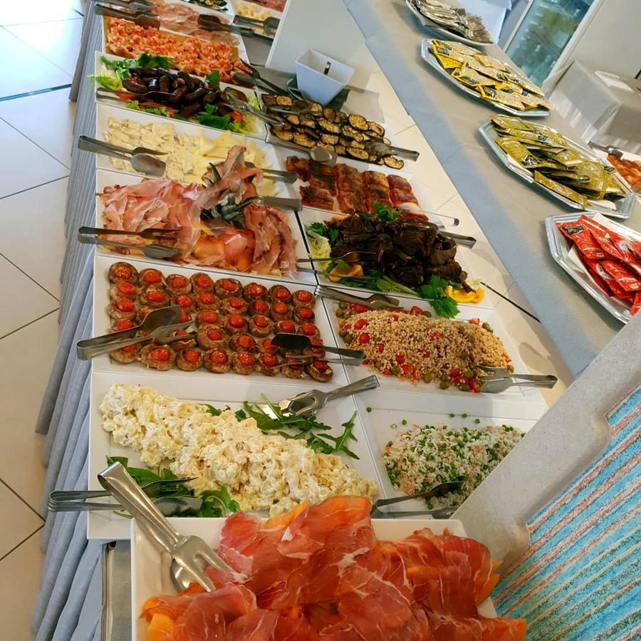 Hotel Pacific Каттоліка Екстер'єр фото