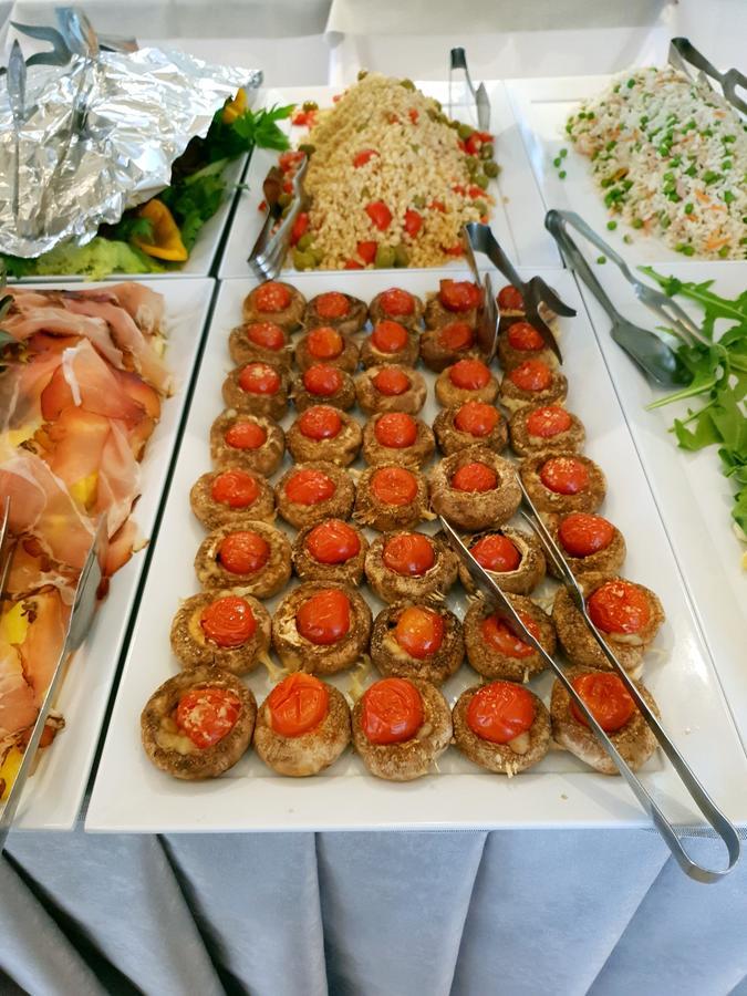 Hotel Pacific Каттоліка Екстер'єр фото